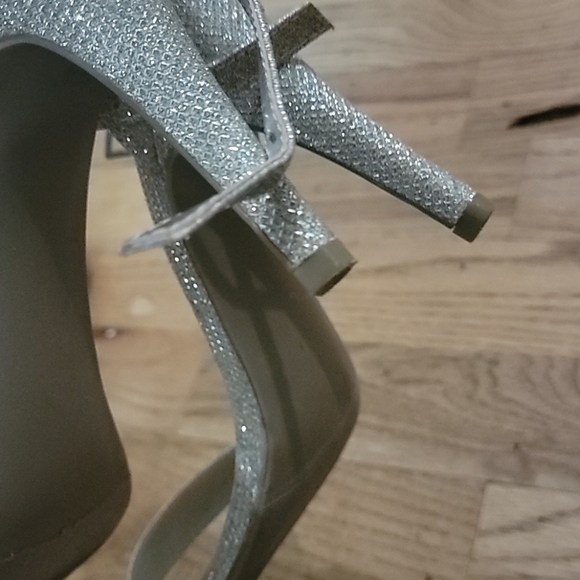Sparkle heels - Picture 3 of 3